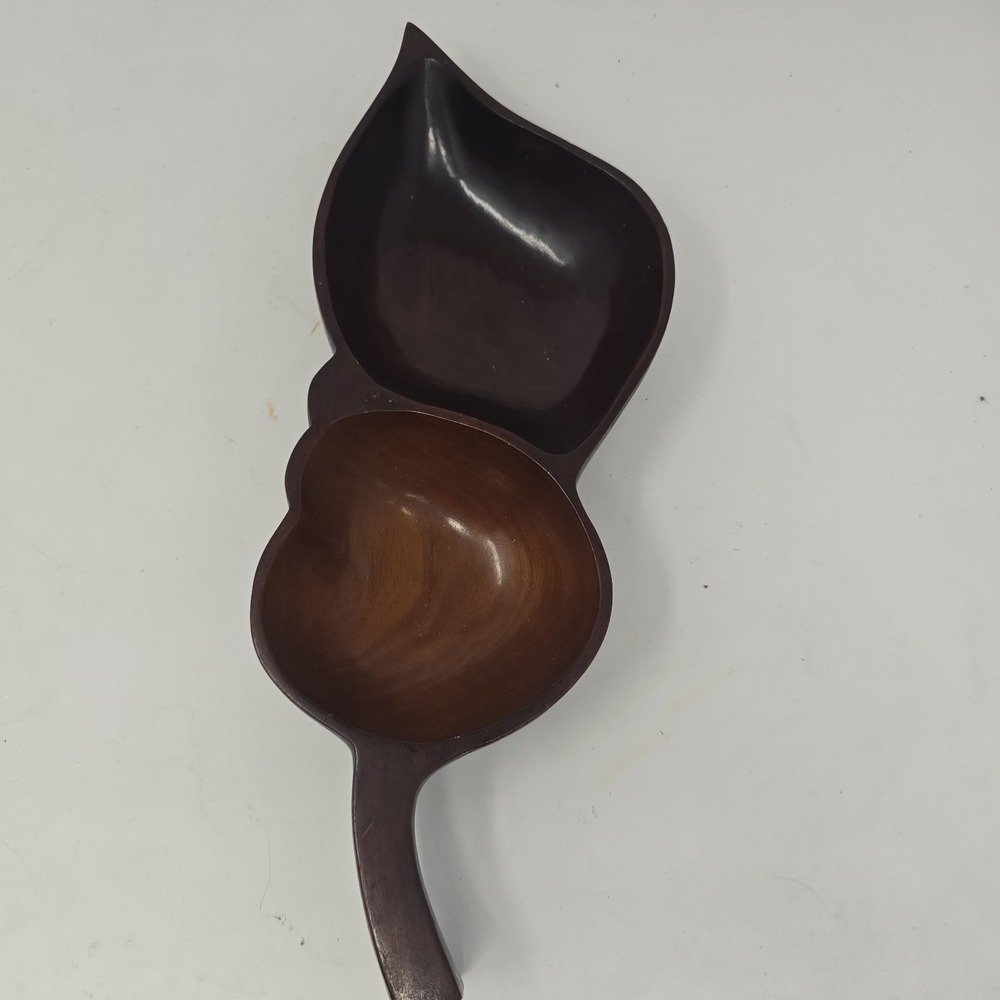 Vtg Wood Bowl, Mahogany from Haiti. Hand carved Leaf shape - Picture 2 of 11